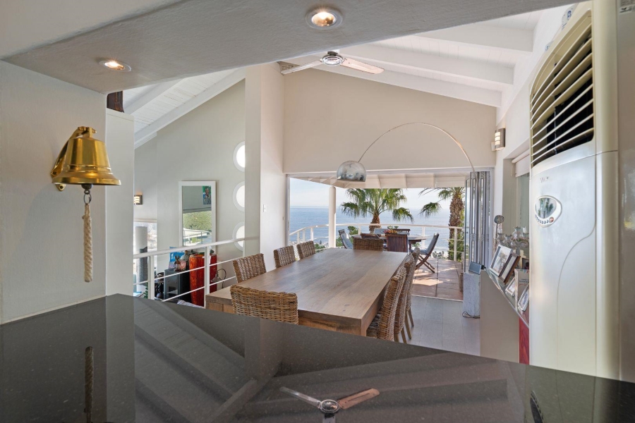 5 Bedroom Property for Sale in Camps Bay Western Cape